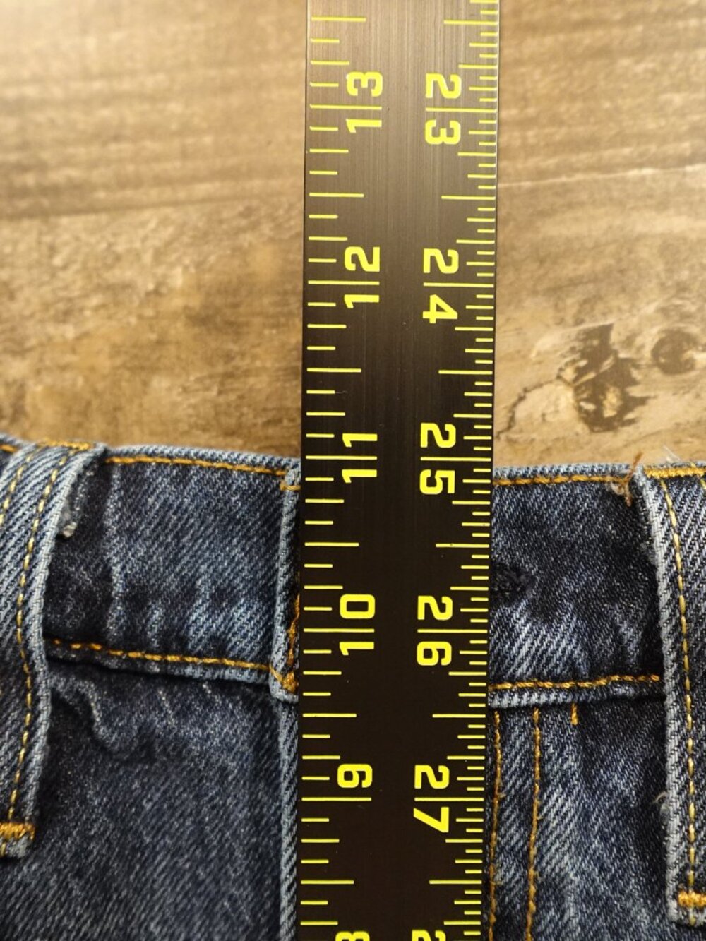 Levi’s 501 Distressed Cutoff Denim Shorts Women’s W27 Dark Wash Button Fly - Picture 7 of 11